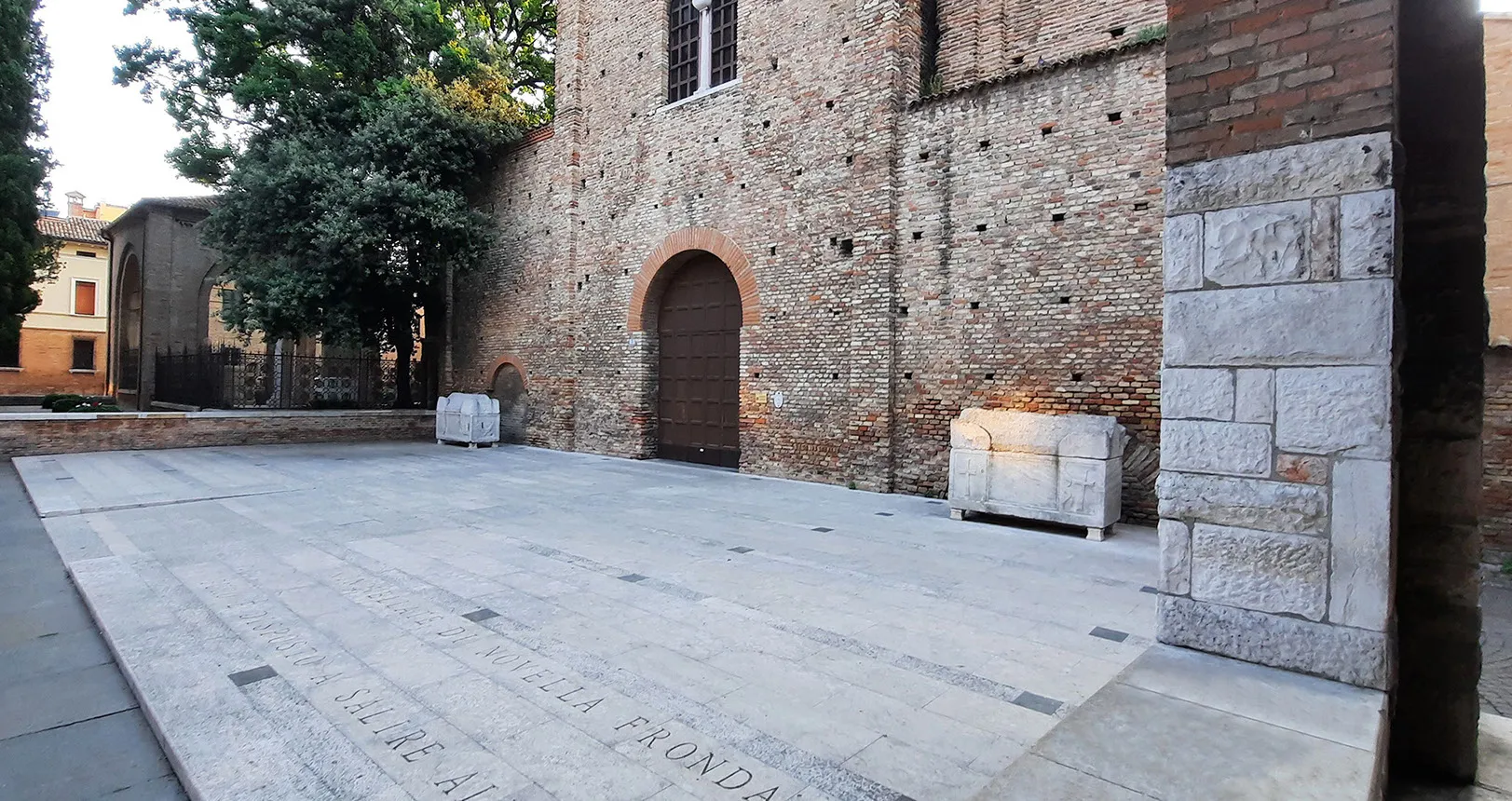 Sagrato della Basilica di San Francesco - sistemazione e pavimentazione